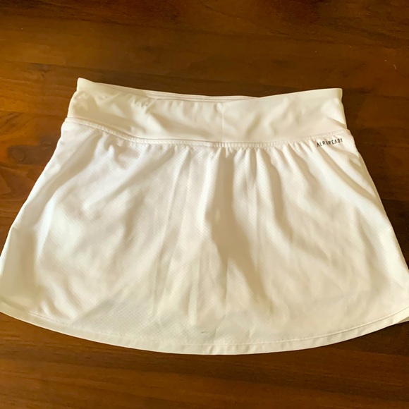 Adidas white tennis skirt size Medium - Picture 2 of 4